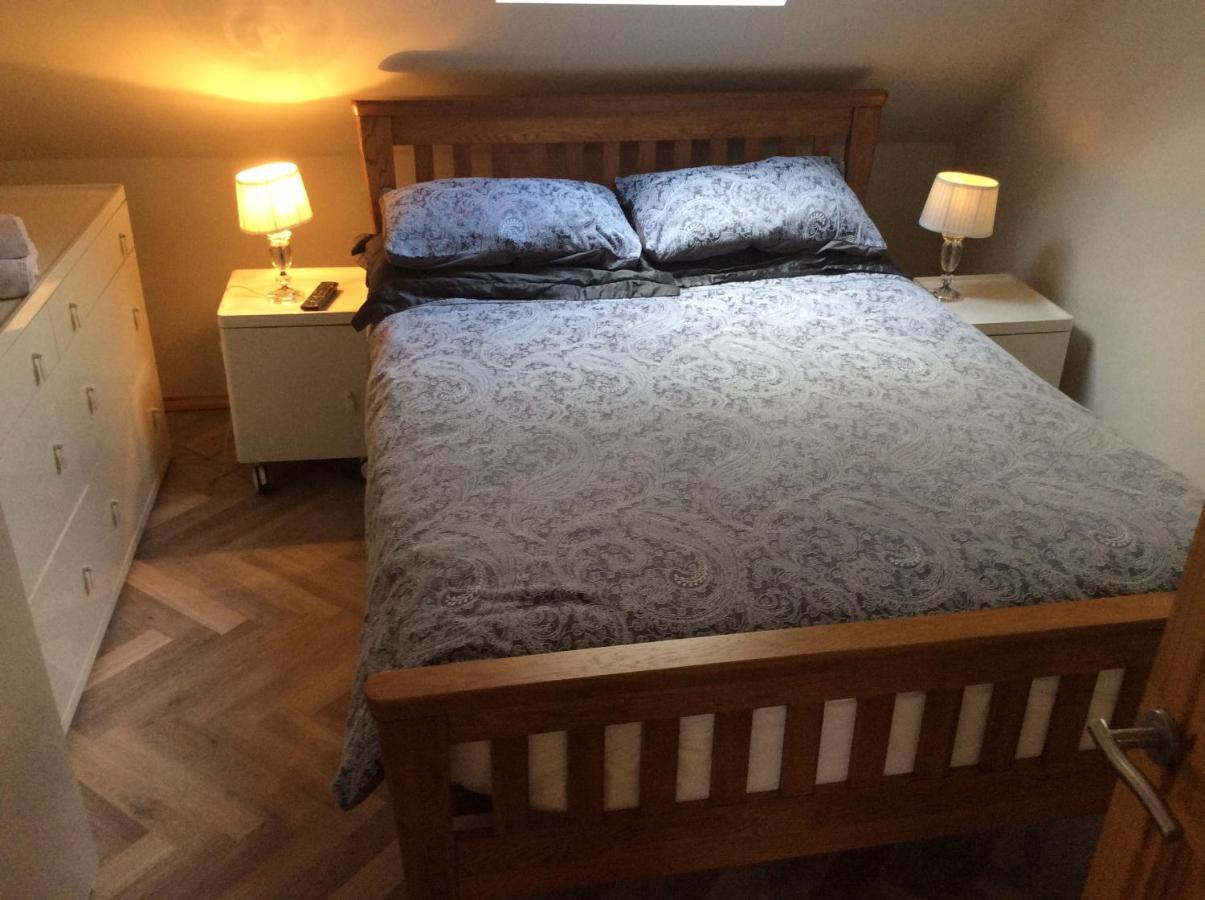 2 Bedroom Furnished Apartment In A Rural Position Stone  Extérieur photo