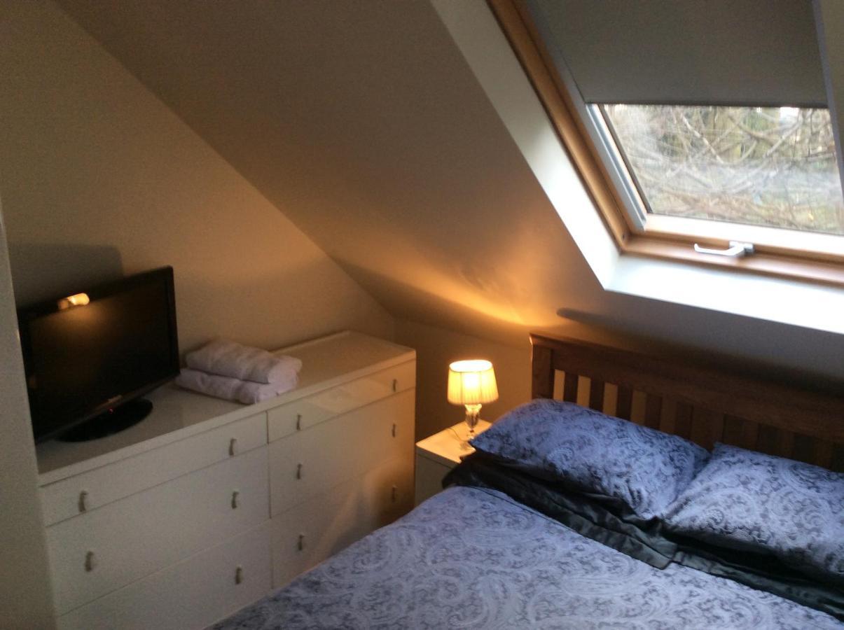 2 Bedroom Furnished Apartment In A Rural Position Stone  Extérieur photo