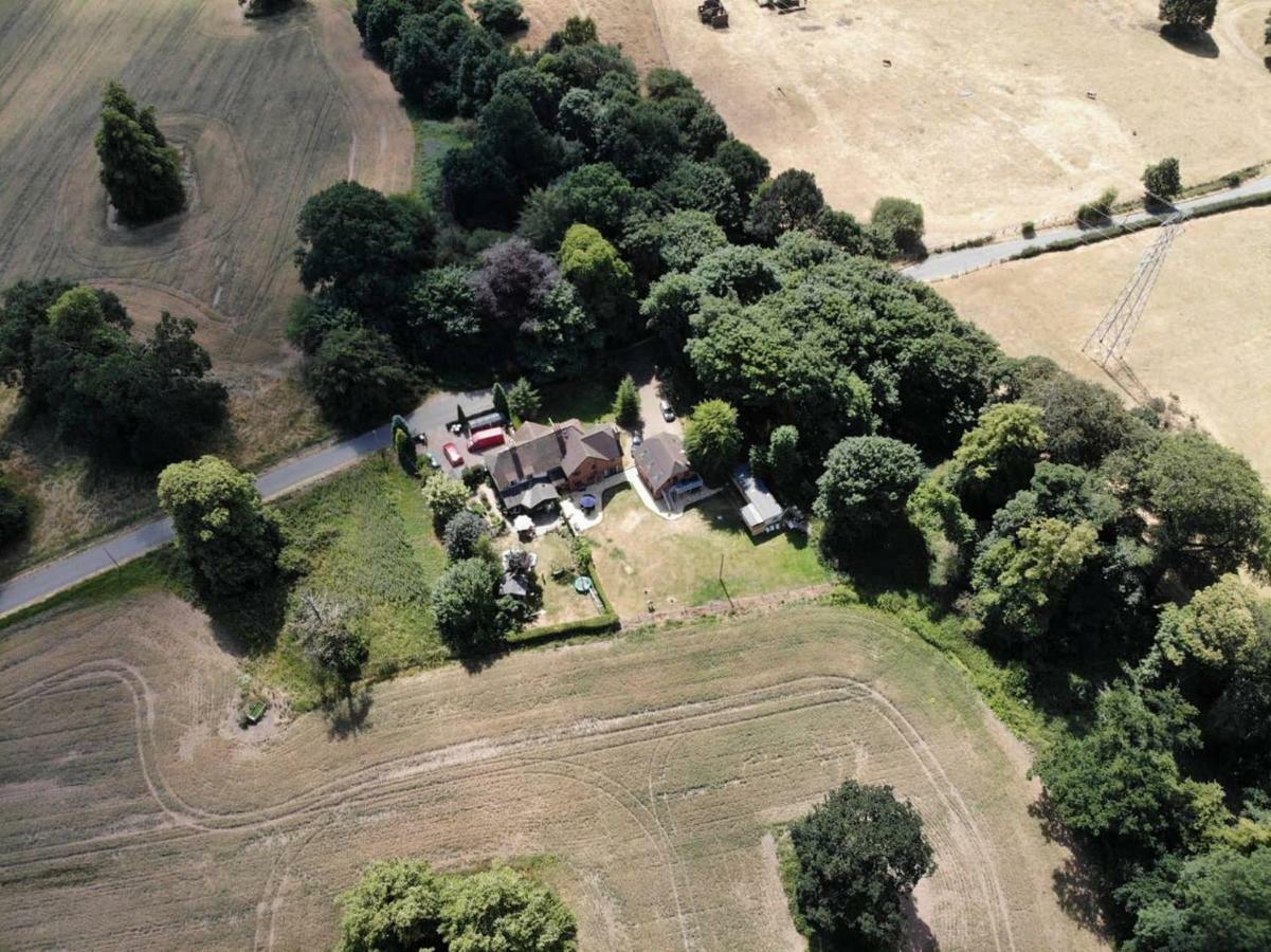 2 Bedroom Furnished Apartment In A Rural Position Stone  Extérieur photo
